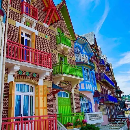 Sunny Dreams Apartment