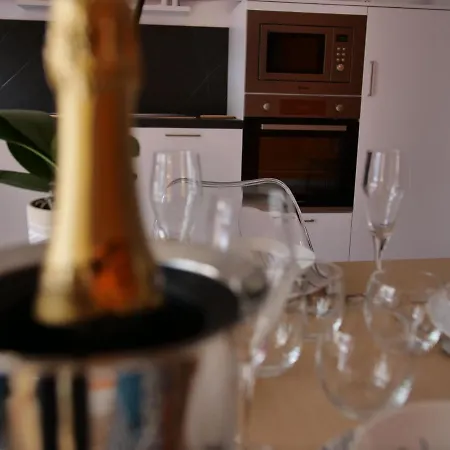 Appartement Sunny Dreams Apartment *